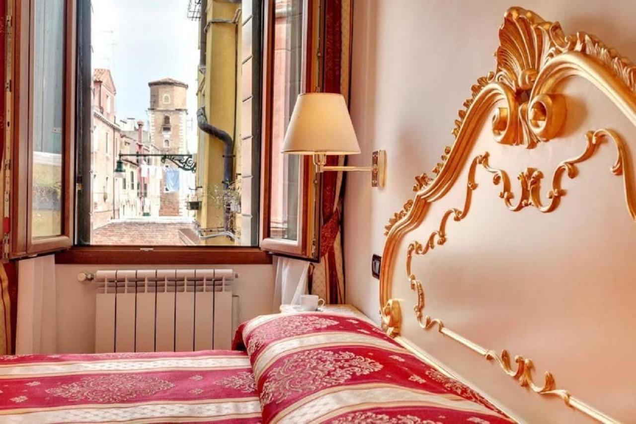 Appartement Heart Of Biennale à Venise Extérieur photo