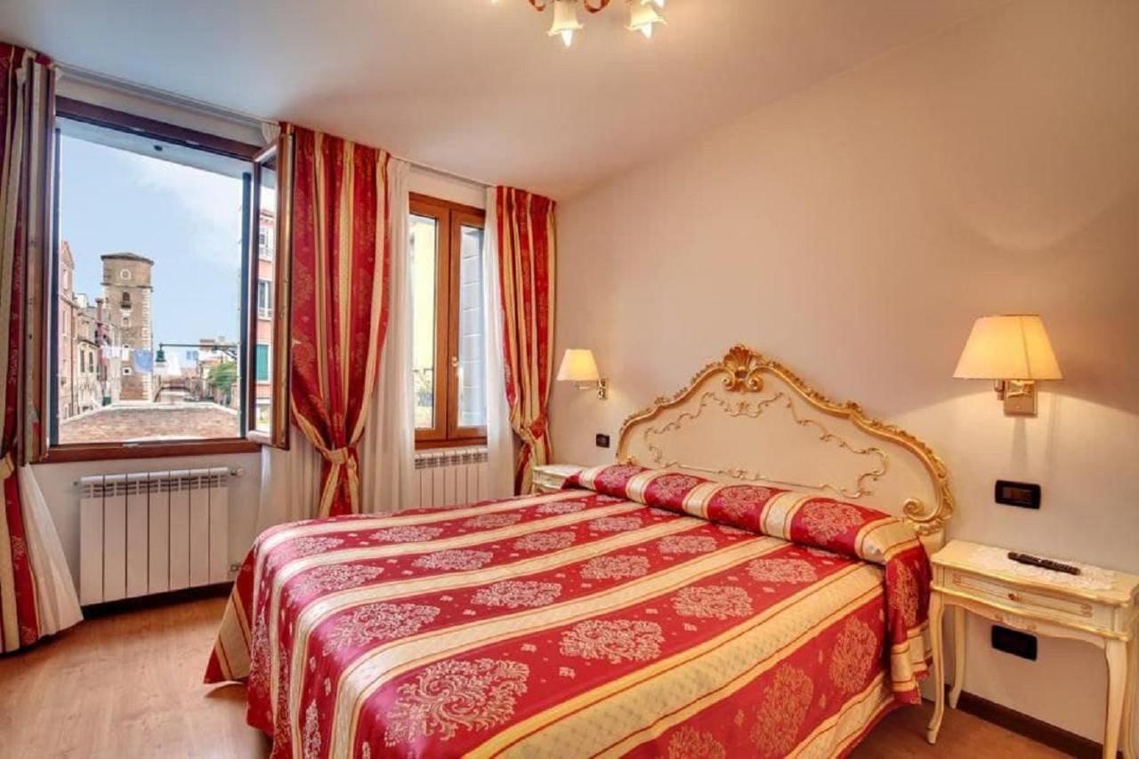 Appartement Heart Of Biennale à Venise Extérieur photo