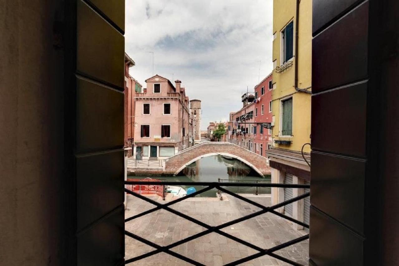 Appartement Heart Of Biennale à Venise Extérieur photo