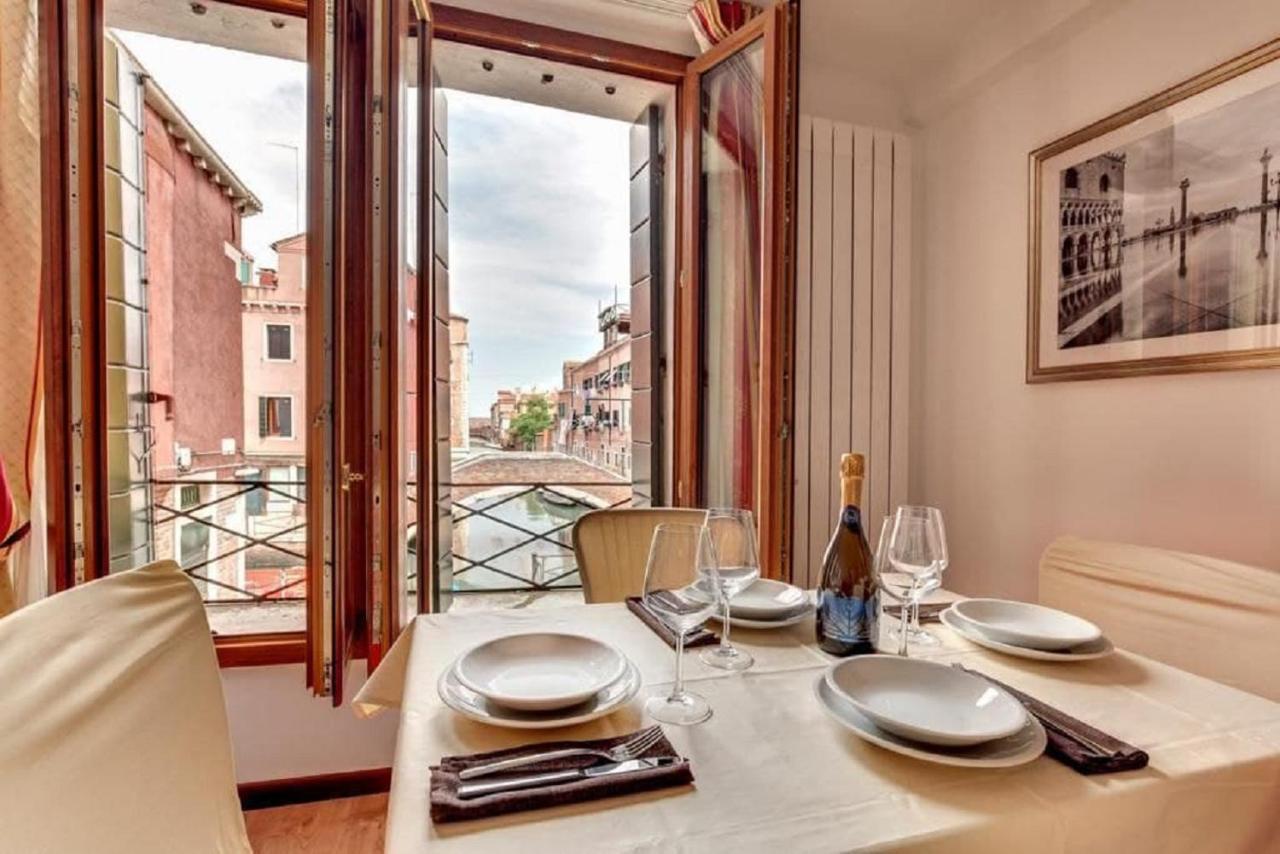 Appartement Heart Of Biennale à Venise Extérieur photo